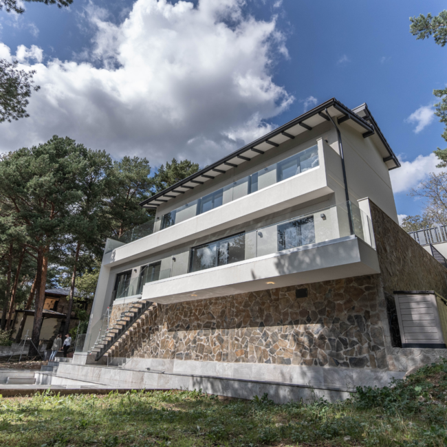 Casas prefabricadas en terrenos inclinados