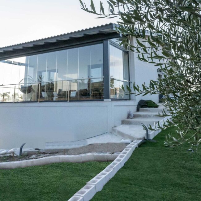 ¿Se puede construir una casa prefabricada en una finca rústica?