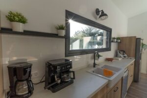 Las mejores opciones de ventanas para aislar tu casa prefabricada de hormigón