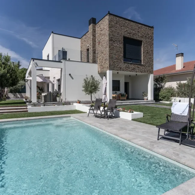 compradores exigentes en una casa prefabricada premium