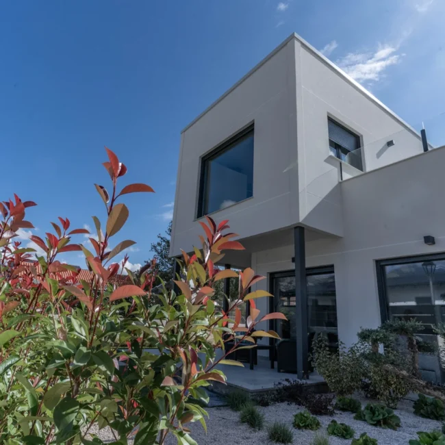 Casas prefabricadas de gama alta en entornos residenciales de la Sierra de Madrid