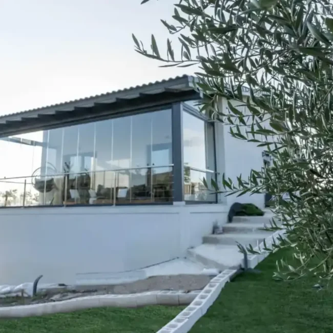Casas prefabricadas de diseño: cómo organizar la zona social y privada